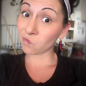 Meet your Posher, April